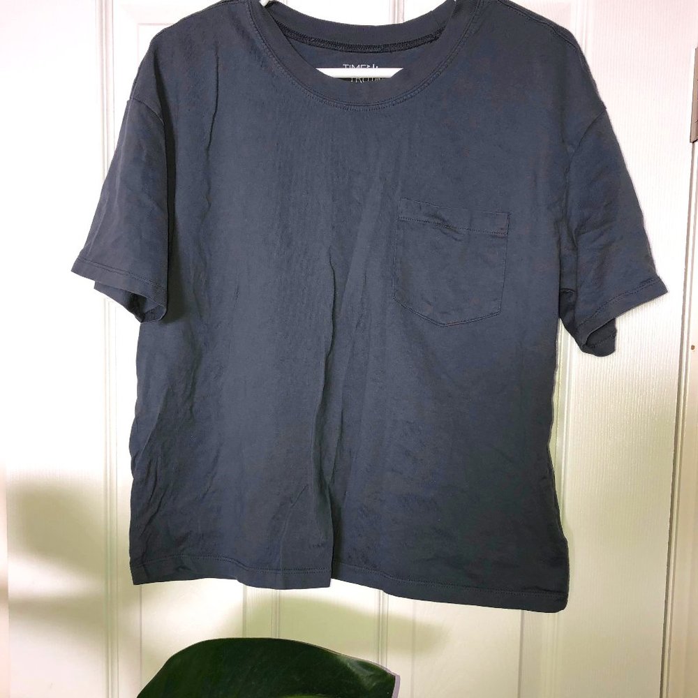 Women's Basic Pocket Tee